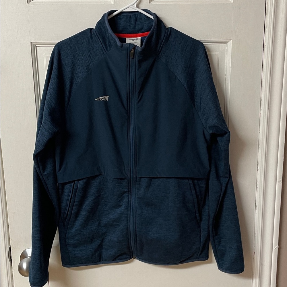 Altra Men's Everyday Hybrid Running Light Athletic Jacket in blue size medium